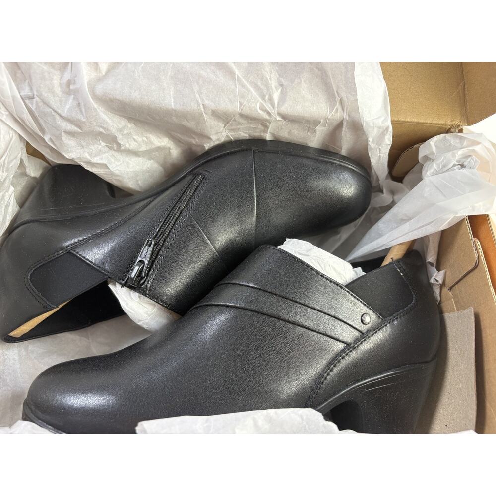 Clarks Emily2 London Women's Size 6.5M Black Leather Block Heel Comfort Shoe New - Picture 6 of 11